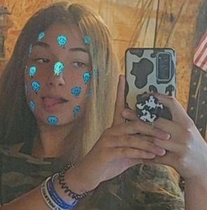 Meet your Posher, Abby